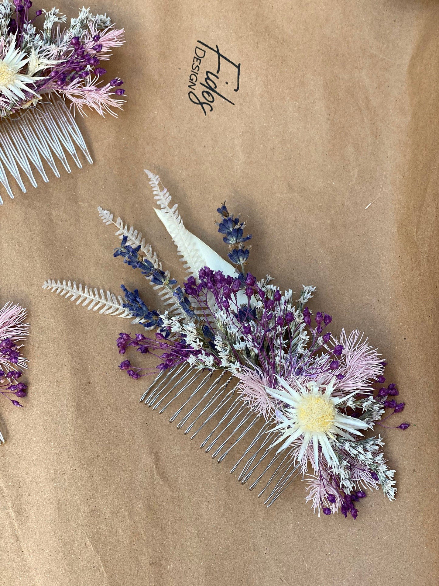 Bridal Hair Comb/Boho Wedding/ Dried Flower/ Bridesmaids Gift/Floral Comb/