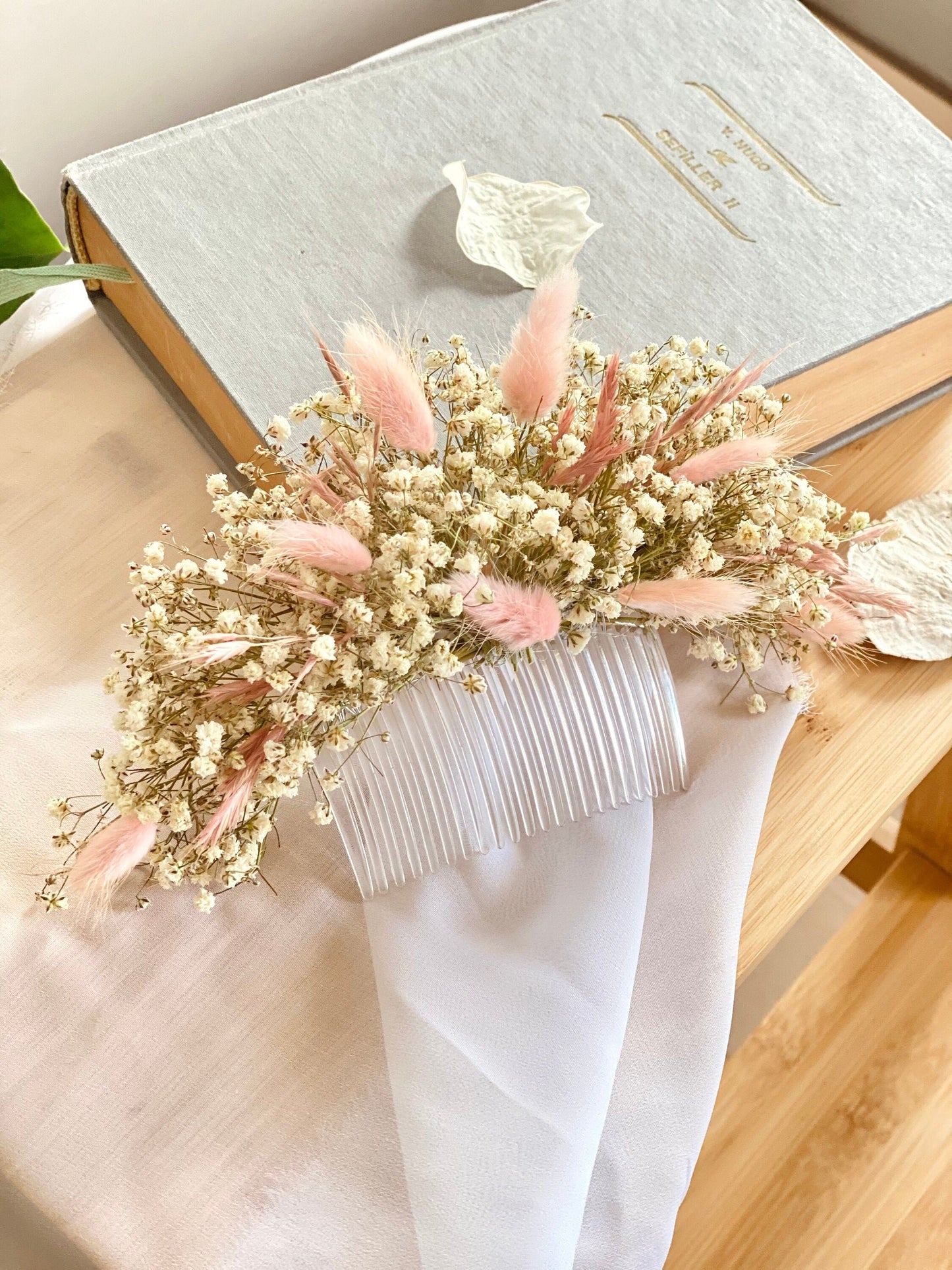 Dried Baby's Breath Hair Clip/ Pink Bunny Tail Comb/Wedding Flower for Bridal and Bridesmaid/ Baby Shower Hair Accessories/ Gypsophila Comb