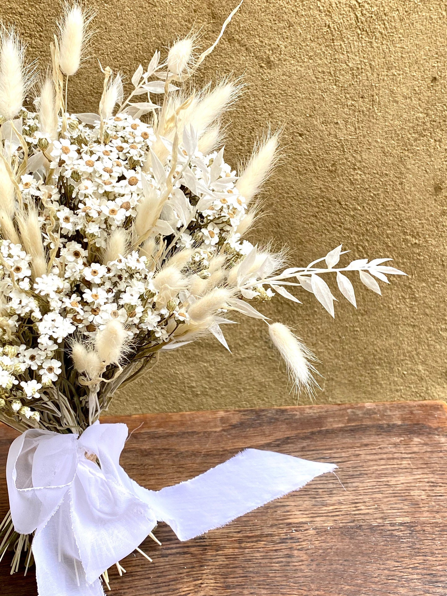 Daisy Bouquet/ Bridal and Bridesmaids Bouquet/ Country wedding/ Bridesmaids gift/ Gift for her