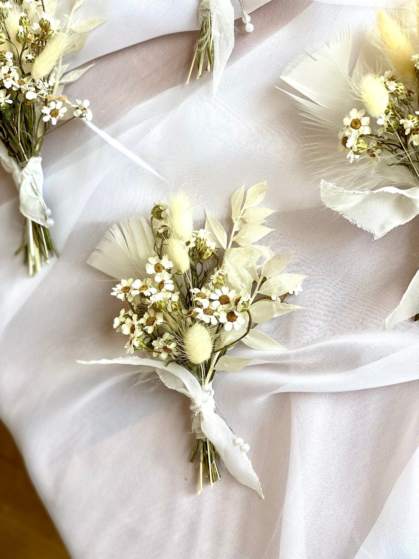 Daisy Dried Flower Buttonholes