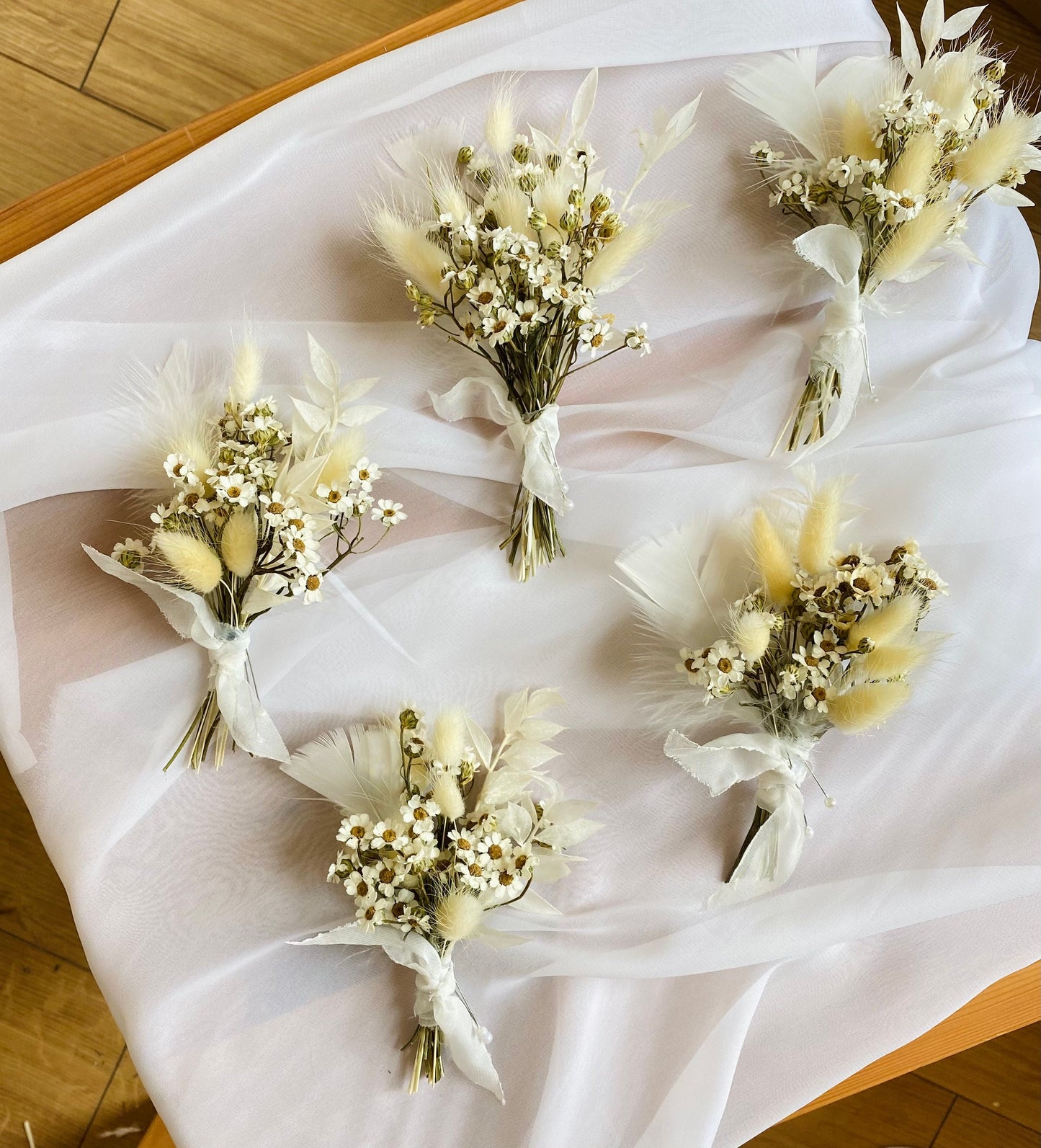 Daisy Dried Flower Buttonholes
