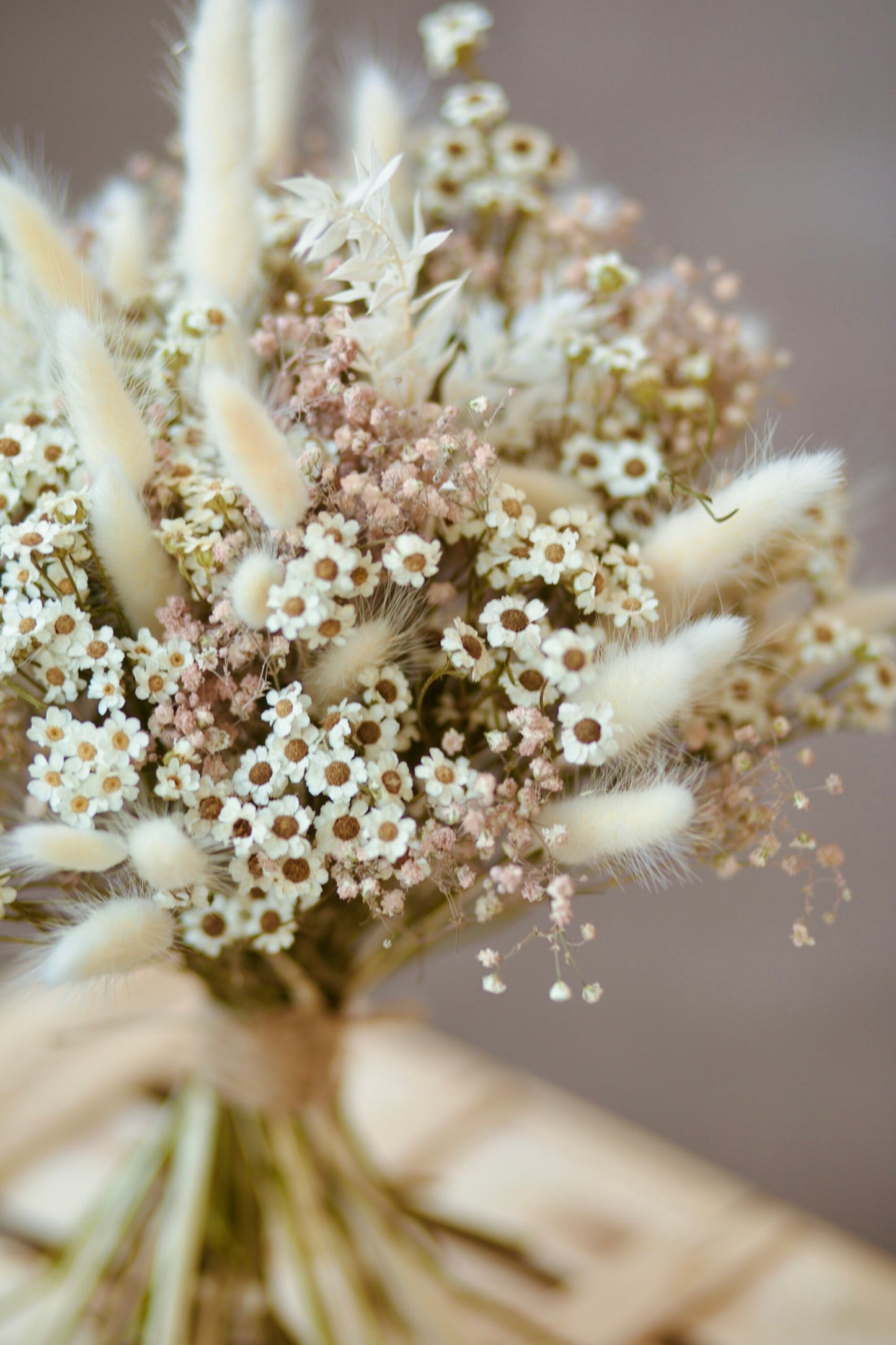 Dried flower Bridal bouquet,Dried Daisy and Dusty Pink,Rustic Wedding flower ,Dried boutonniere,Dried Flower Boho wedding,