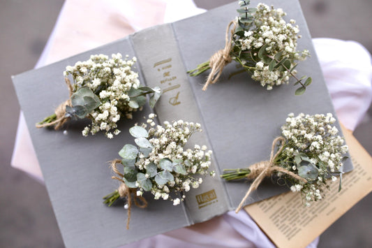 Dried Eucalyptus and Gypsophila Buttonhole/ Groomsmen Gift/ Groomsmen Buttonhole / Woman Corsage/ Greenery Corsage/ Babies Breath Lapel Pin