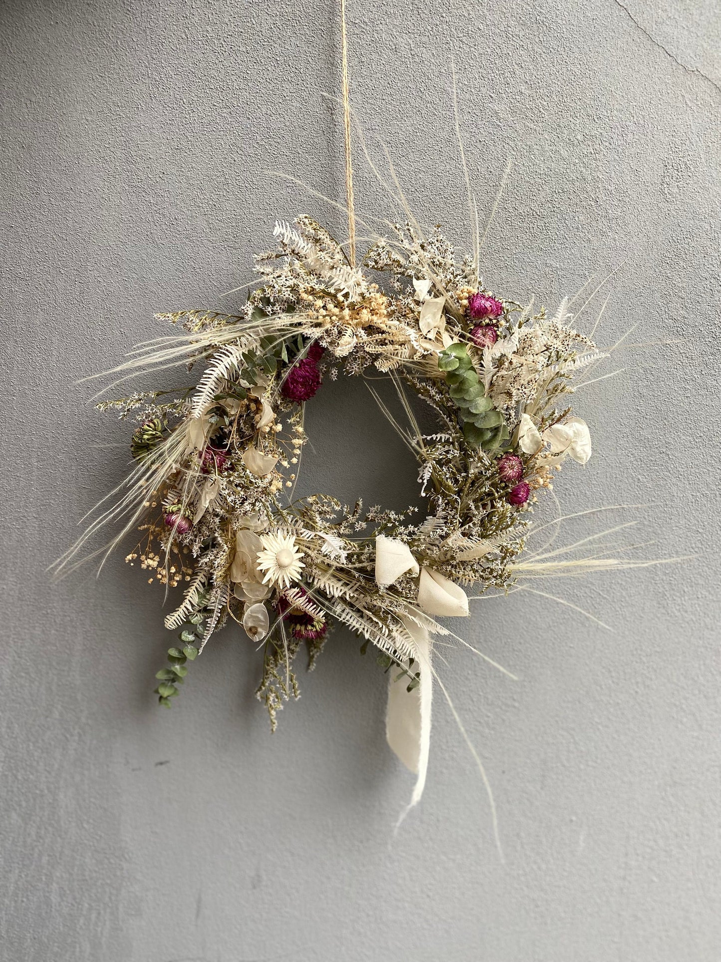 Christmas Wreath/ Home Decoration/ Door Wreath / Xmas Decoration/ Dried Flowers