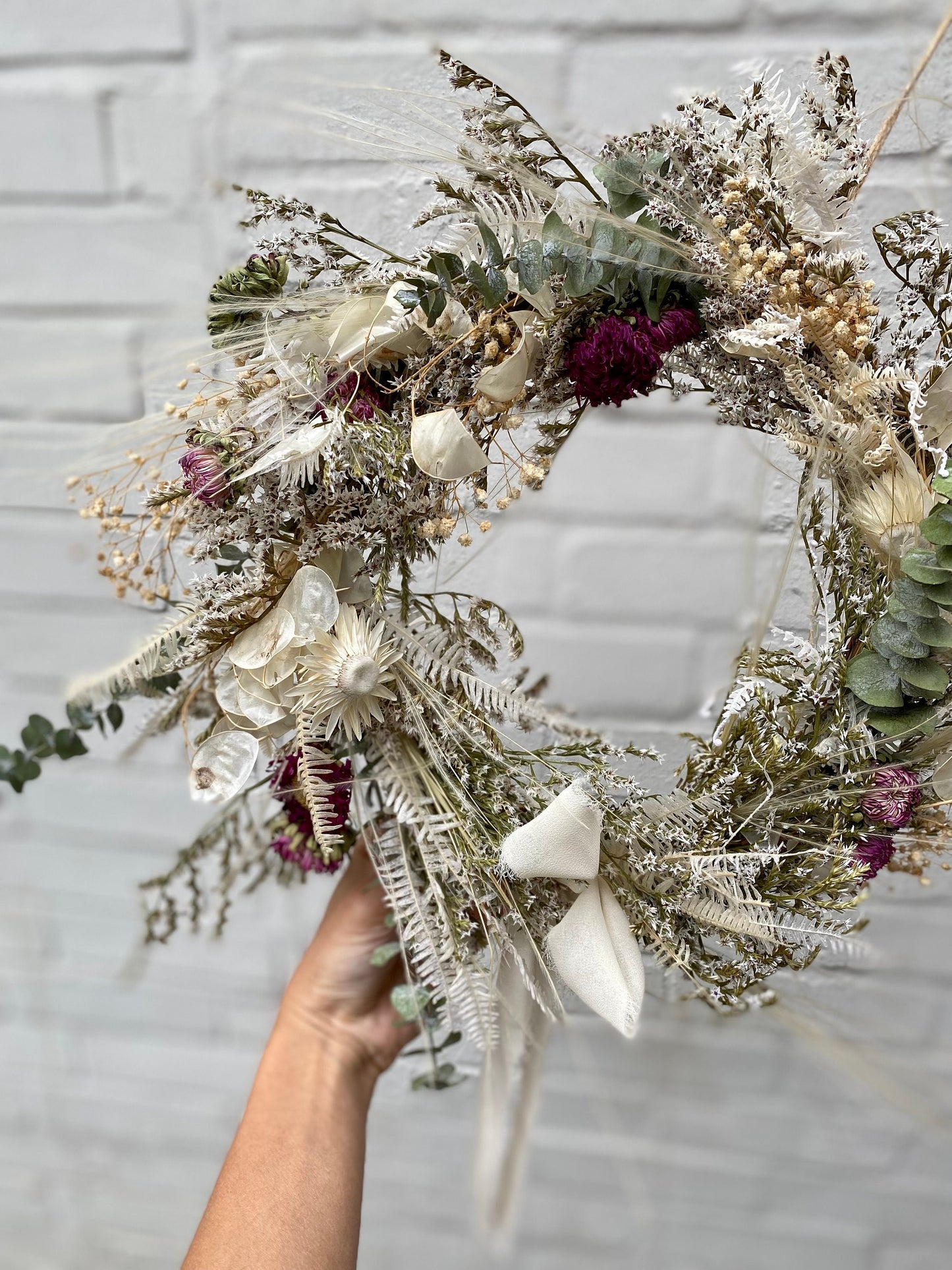 Christmas Wreath/ Home Decoration/ Door Wreath / Xmas Decoration/ Dried Flowers