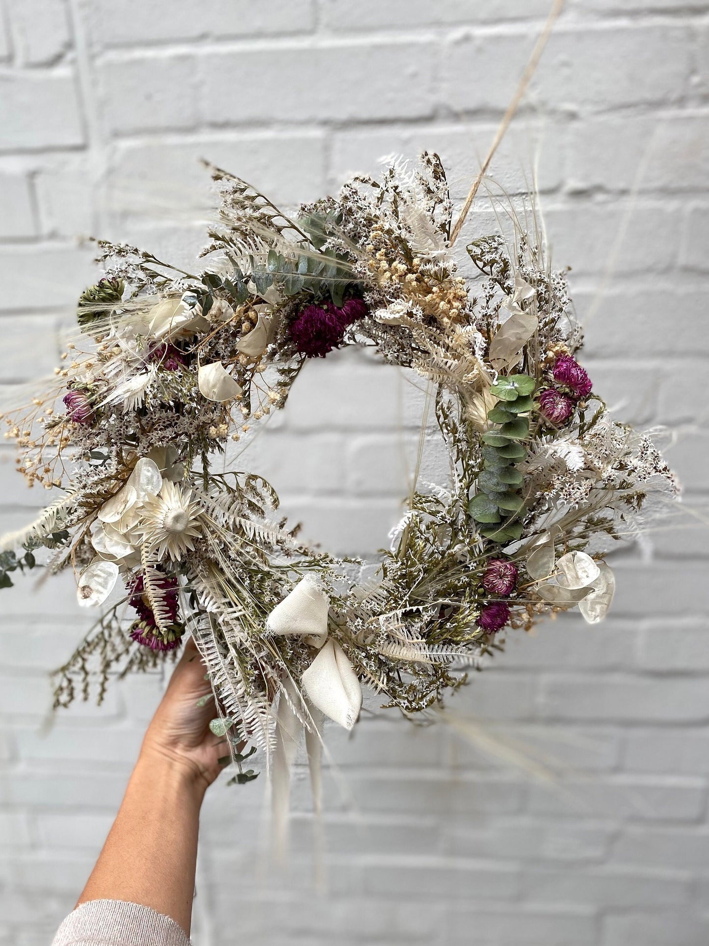 Christmas Wreath/ Home Decoration/ Door Wreath / Xmas Decoration/ Dried Flowers