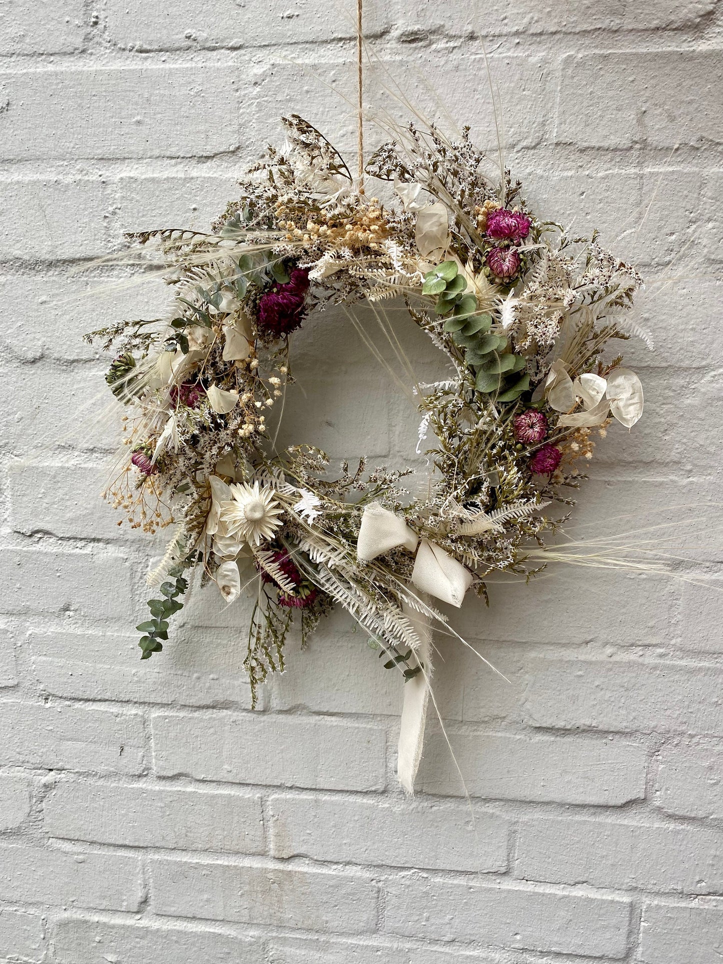 Christmas Wreath/ Home Decoration/ Door Wreath / Xmas Decoration/ Dried Flowers